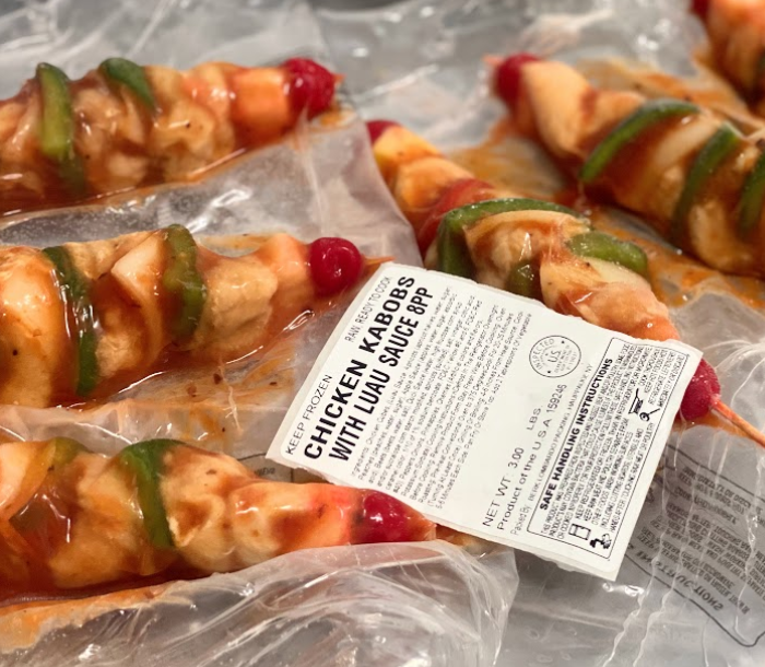 Chicken Kabobs with Luau Sauce, Veggies Fruit